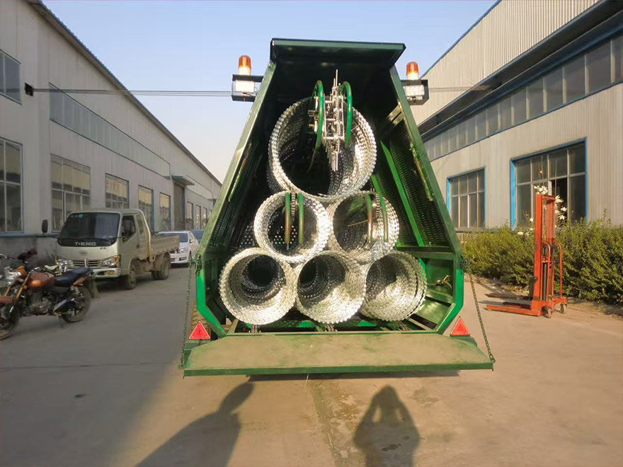 Barbed Wire Security Barrier Trailer