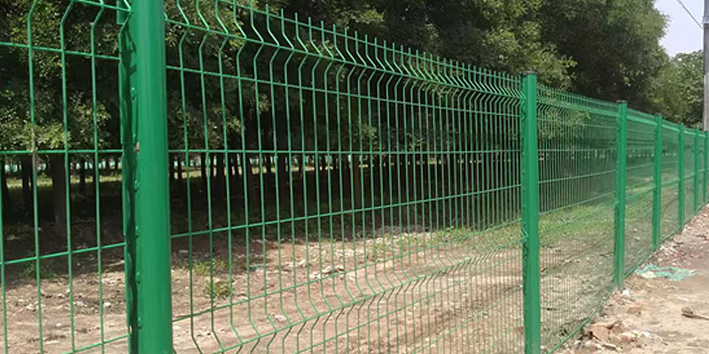 Manufacture and Application of Guardrail Mesh